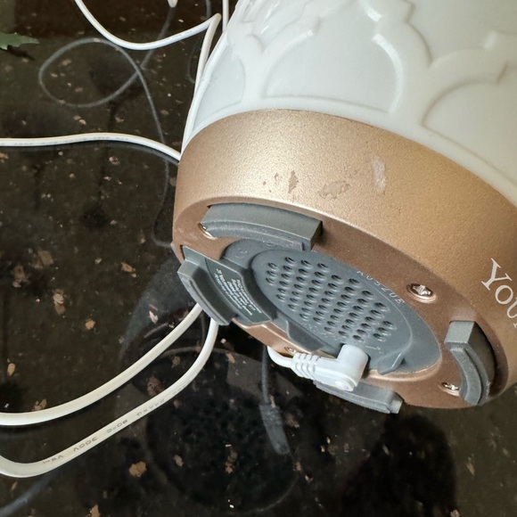 Young living essential oil diffuser - Picture 3 of 13